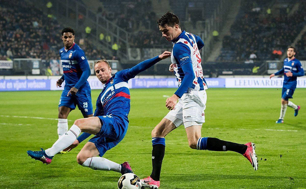 巴黎的阵容, 大优势, 阶段的困扰