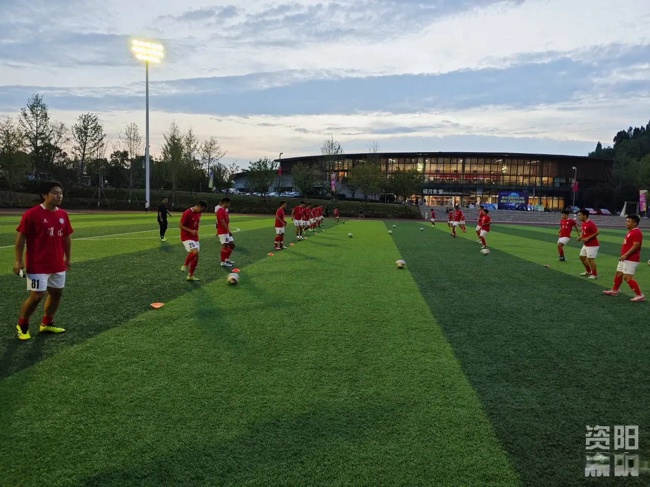 四川银行四, img