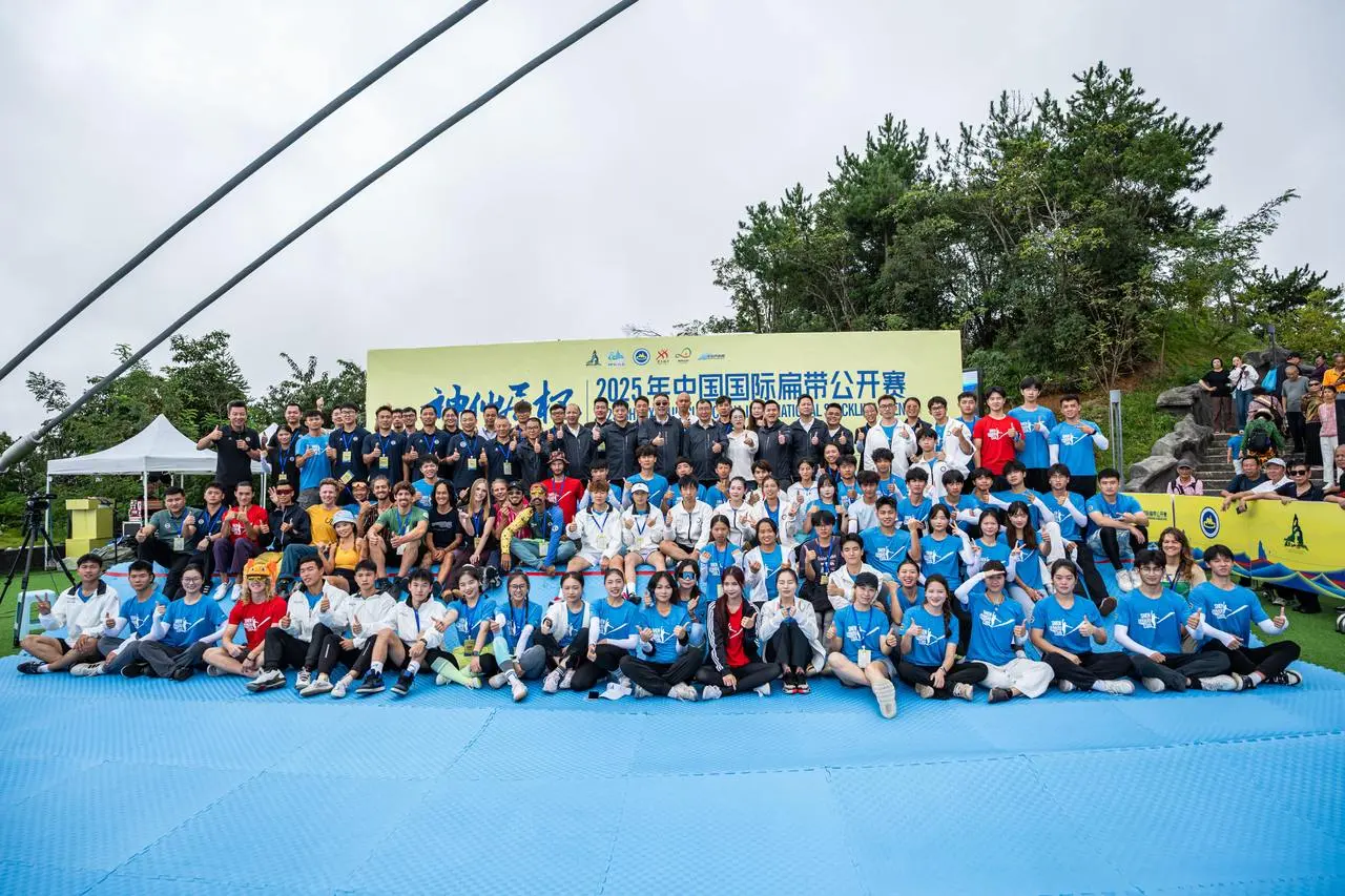 div, 之间展开高, cn